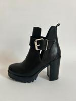 Leder Plateau Stiefel Stiefeletten Absatz sexy von Zign schwarz Nordrhein-Westfalen - Neuss Vorschau