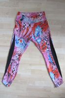 Nike Sporthose Blumenmuster, Sport Leggins, Nike Dri-Fit, Größe M Nordrhein-Westfalen - Lippstadt Vorschau