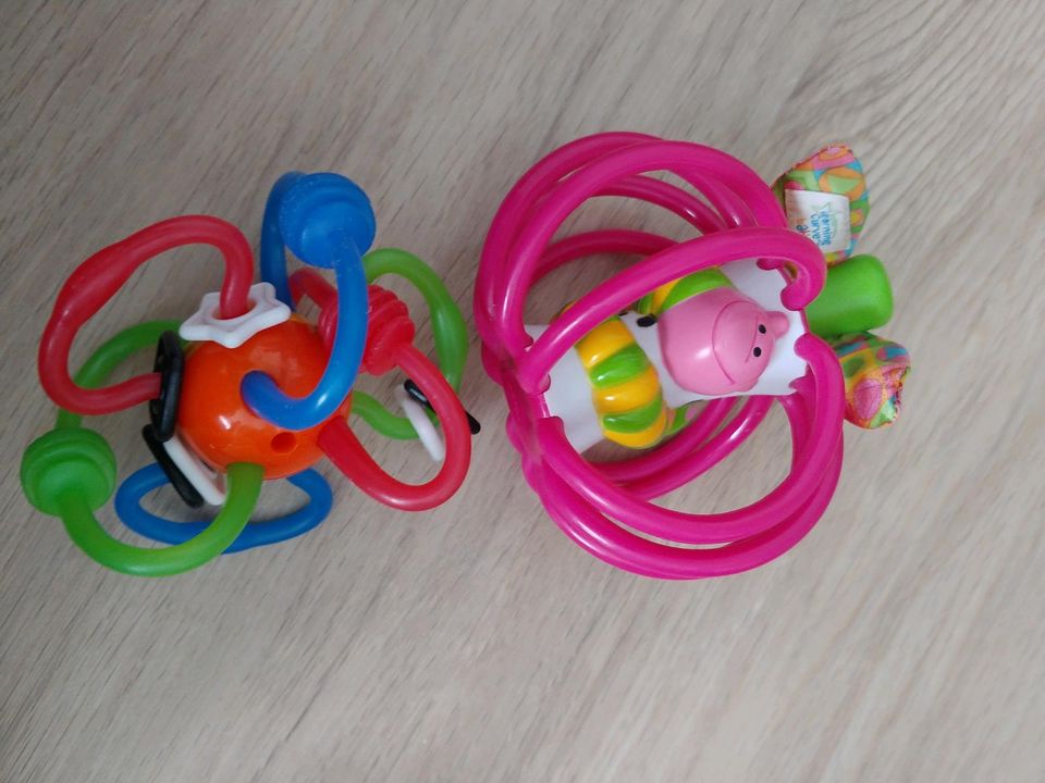 Spielzeuge Rasseln Griffe flexibel in Dortmund