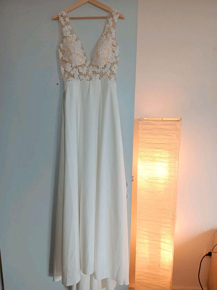 Hochzeitskleid Brautkleid lang elfenbeinfarbe Größe 36/ 38 in Berlin