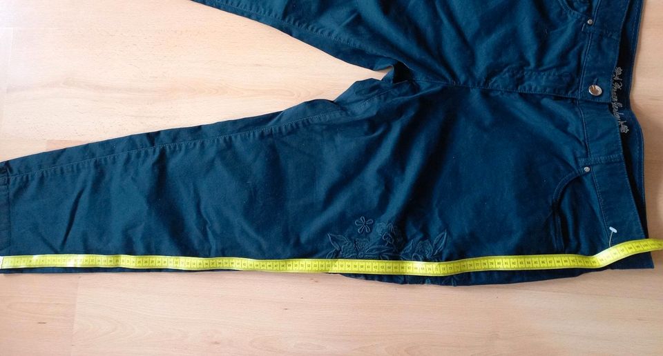 Dunkelblaue Hose Gr.46, neu! 7€ in Haiterbach