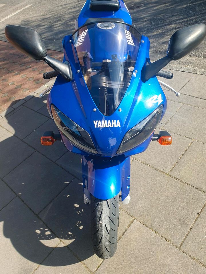 Yamaha R1 RN01 in Bergheim