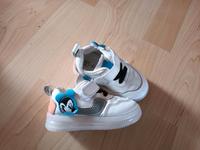 Turnschuhe für kleine Mädchen Nordrhein-Westfalen - Kreuztal Vorschau