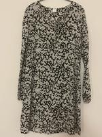 Süßes BOSS Kleid schwarz weiß geblümt Gr. 36 Eimsbüttel - Hamburg Rotherbaum Vorschau