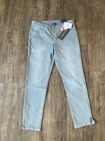 NEU! Yessica Jeans Gr. 40 mit Knöpfen Bayern - Kitzingen Vorschau