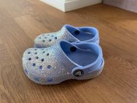 Crocs Glitzer 23/24 Frankfurt am Main - Dornbusch Vorschau