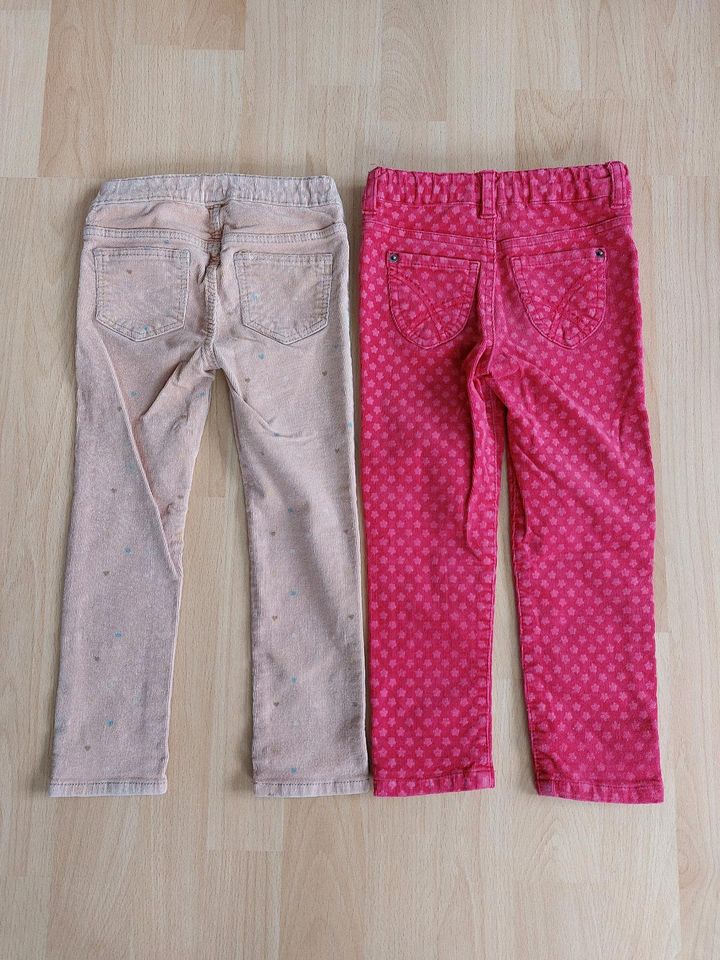 2x Kordhose 98 104 TCM H&M Hose Kleiderpaket Kita Jeanshose in Hamburg