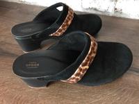 Crocs Sarah Triple Comfort, Wildleder Bayern - Neuenmarkt Vorschau