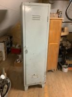 Metallschrank, Spint, Shabby chic, Vintage. Niedersachsen - Rastede Vorschau