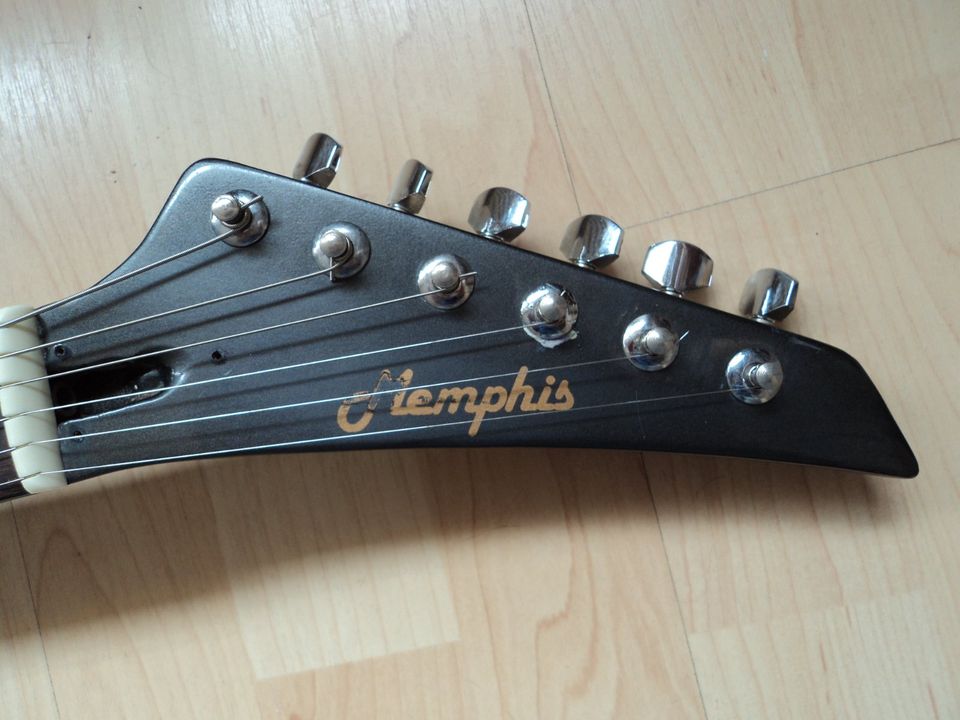 Memphis Stratocaster Made in Korea 1970er Jahre in Aschaffenburg