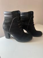 Damen-Stiefeletten von Timberland – Größe 42– Top Zustand! Hessen - Ginsheim-Gustavsburg Vorschau