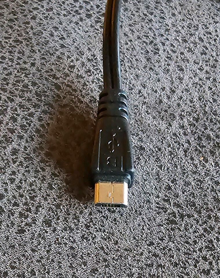 Ladegeräte Black & Decker Micro-USB in Dallgow