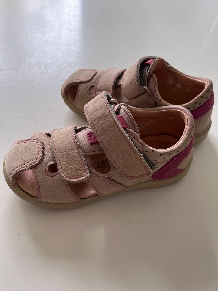 Pepino Sandalen Größe 23 in Kassel