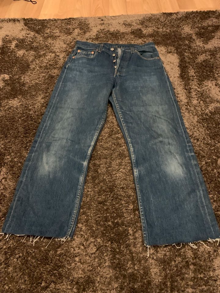 LEVI’S JEANS/LEVI STRAUSS 501 Größe 28/32 in München