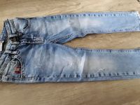 Tommy Hilfiger Jungen-Jeans "used" Gr. 110, guter Zustand! Niedersachsen - Hinte Vorschau