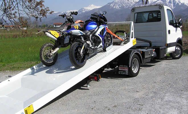 Auto, Motorrad, Quad - Transporte, Überführungen, Abschleppen in  Baden-Württemberg - Filderstadt, Auto-Reparaturen und Dienstleistungen