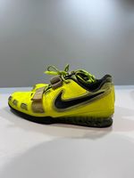 Nike romaleos 2 gelb volt M10 Niedersachsen - Hambühren Vorschau