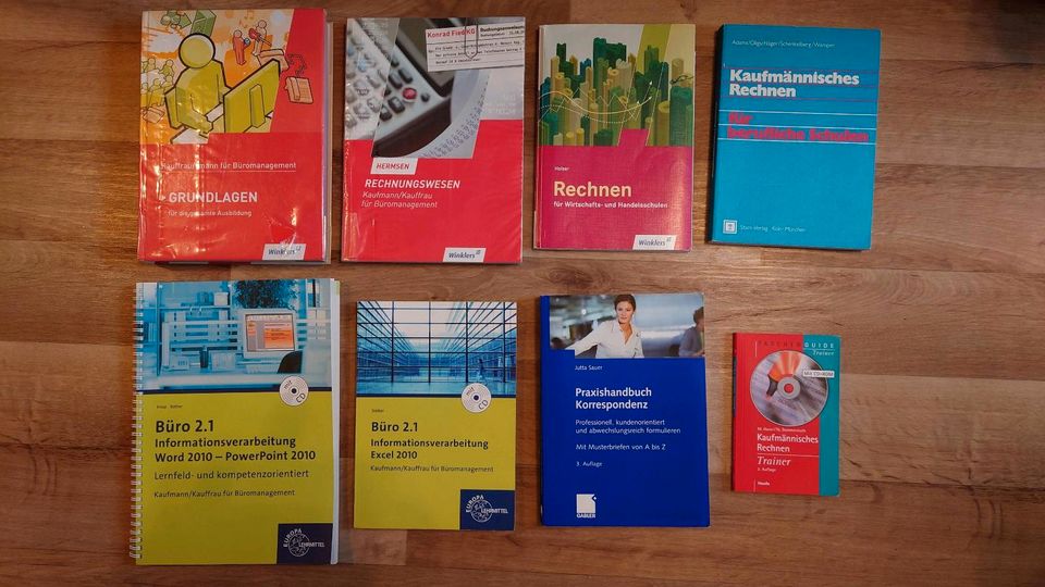 Bücher für die Ausbildung Kaufmann/Kauffrau für Büromanagement in Berlin