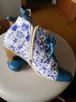 Stiefeletten, ausgefallen, Leder, Blumen, Reißverschluss Bayern - Nittendorf  Vorschau
