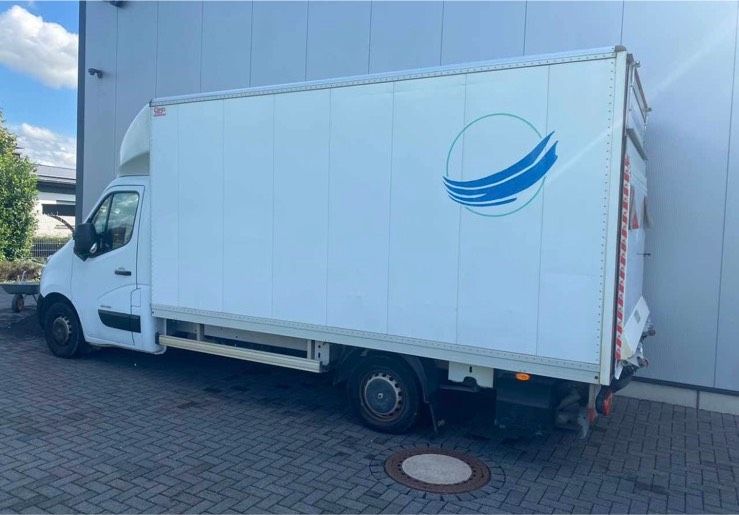 Renault Master Koffer / Transporter/ Hebebühne in Ratingen