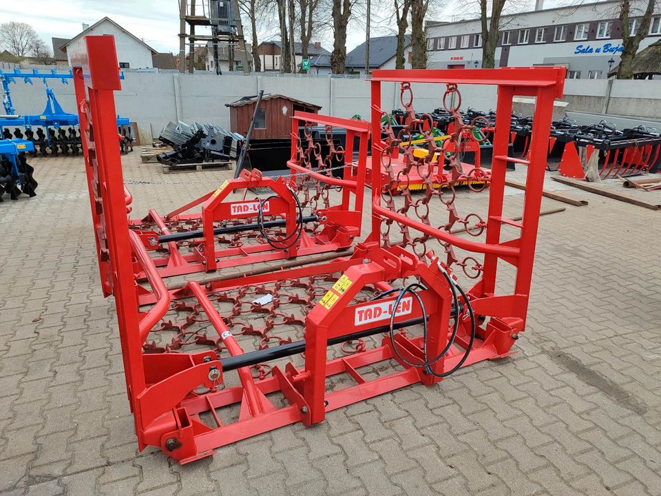 Wiesenschleppe 5m 4-reihe Neu egge Hydraulik in Fulda