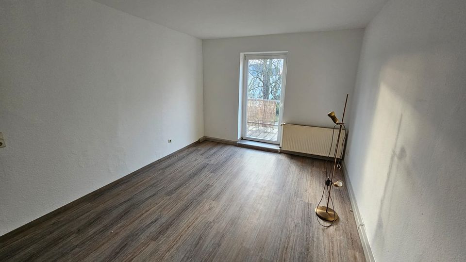 helle 2-Raumwohnung mit Balkon *Krankenhausnähe* in Köthen (Anhalt)