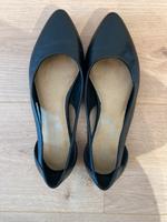 Pumps Ballerina 5th Avenue 38 schwarz spitzer Schuh Leder Thüringen - Unterwellenborn Vorschau
