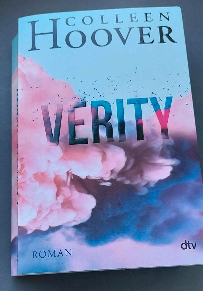 Verity Colleen Hoover in Freiberg