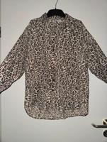 Stradivarius Hemd Bluse Leoprint used Look beige/ braun Gr. M Bielefeld - Heepen Vorschau