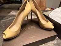 Original Gucci pumps Leder Bamboo Heel nude peep toe 38 Nordrhein-Westfalen - Oberhausen Vorschau