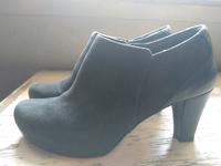 Clarks Stiefeletten dunkelgrau Größe 6/39,5 Thüringen - Erfurt Vorschau