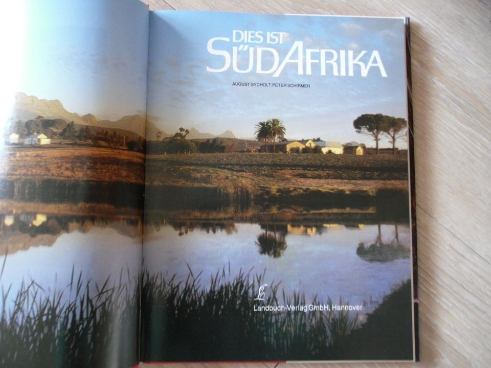 "Dies ist Südafrika" von August Sycholt/Peter Schirmer in Bad Schwartau