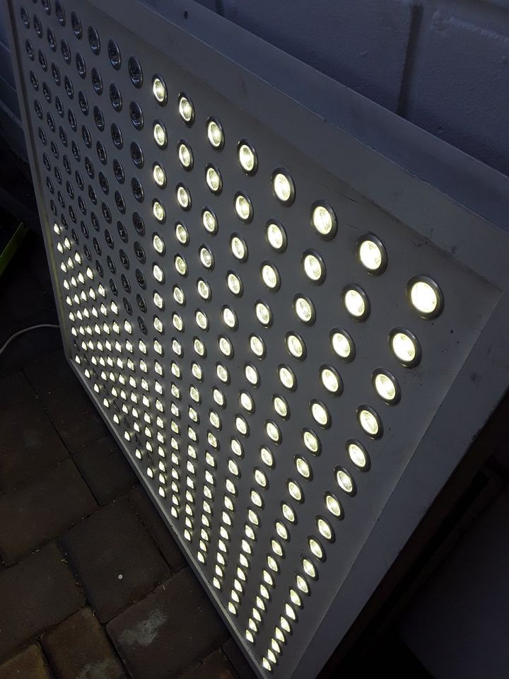 Anzuchtlampen Pflanzen-Lampen, 2× 288 LEDs in Köln