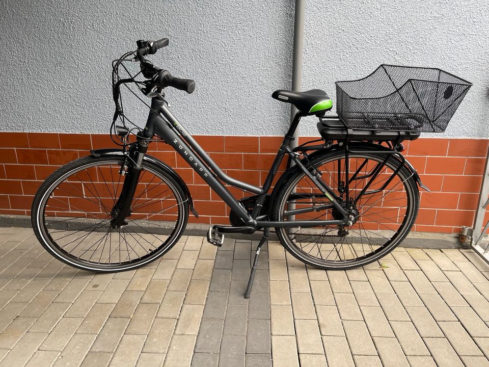 E-BIKE TREKKING in Rehau