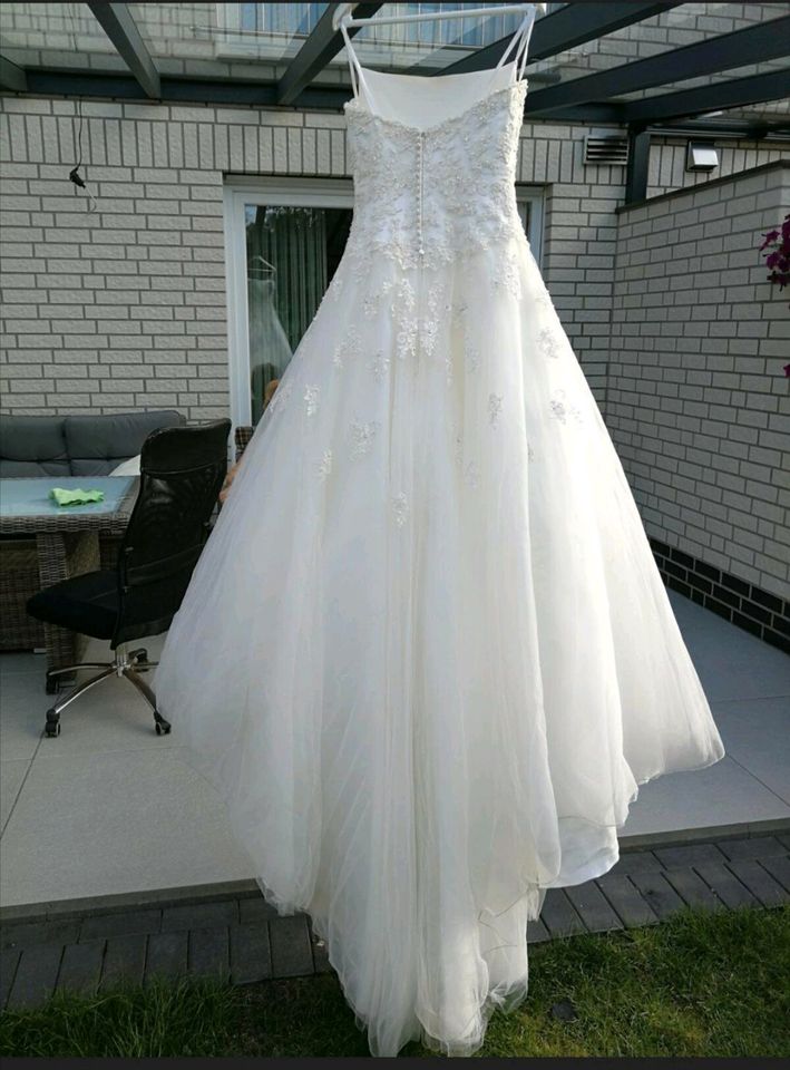 Brautkleid Sincerity Bridal in Osnabrück