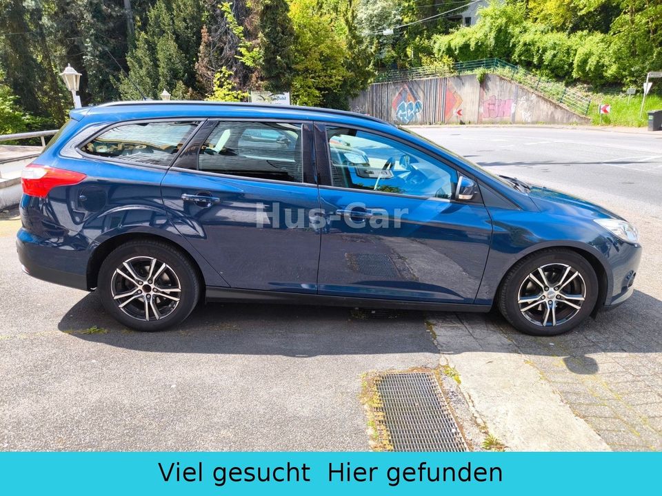 Ford Focus Turnier TDCi Eco- StartStop Klima Temp PDC in Wuppertal