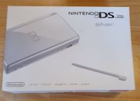 Nintendo DS Lite Konsole mit der OVP und Spezial Zubehör Niedersachsen - Uchte Vorschau