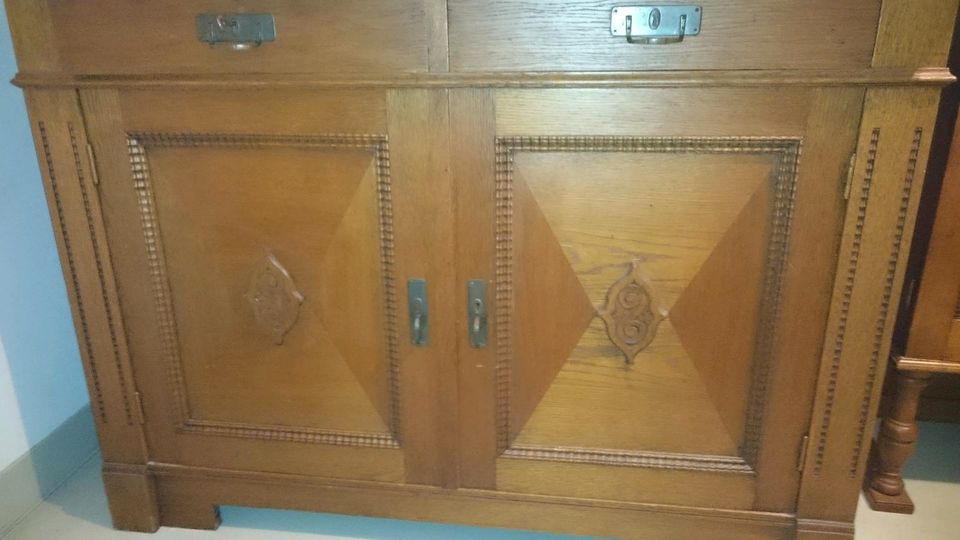 Alter Küchenschrank in Freinsheim