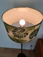 Ikea Lampe Skaftet Stehleuchte mit Monstera Schirm Palmenblatt Berlin - Steglitz Vorschau