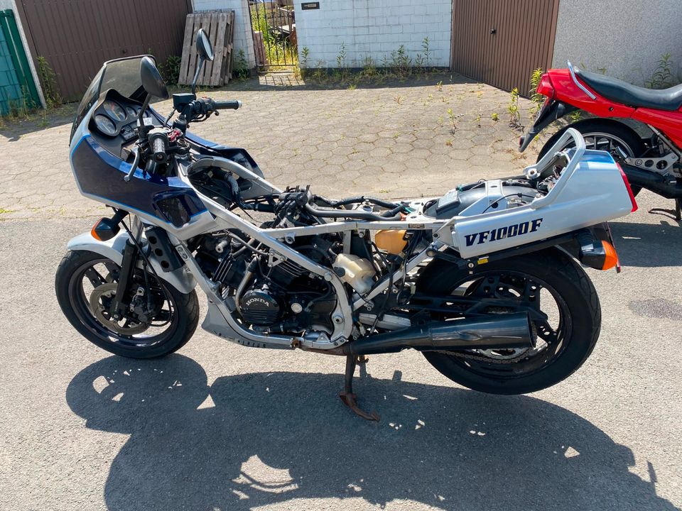 Honda VF 1000 F Teileträger ohne Papiere in Herne