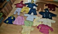 Kleidungspaket Mädchen Gr 68 Hosen Shirts Pullover Nordrhein-Westfalen - Lichtenau Vorschau