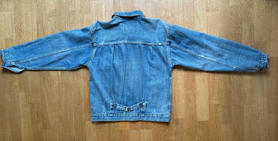 Levi´s Vintage LVC LOT 213 No.2 Washed Denim Jacket Gr.36 in München