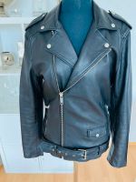 Zara Lammnappa Lederjacke Bikerjacke M schwarz München - Bogenhausen Vorschau