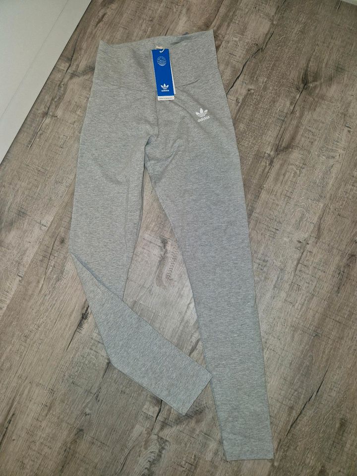 Adidas Highwaist Leggins XS in Gröningen