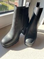 Stiefeletten mit Absatz neu Stade - Bützfleth Vorschau
