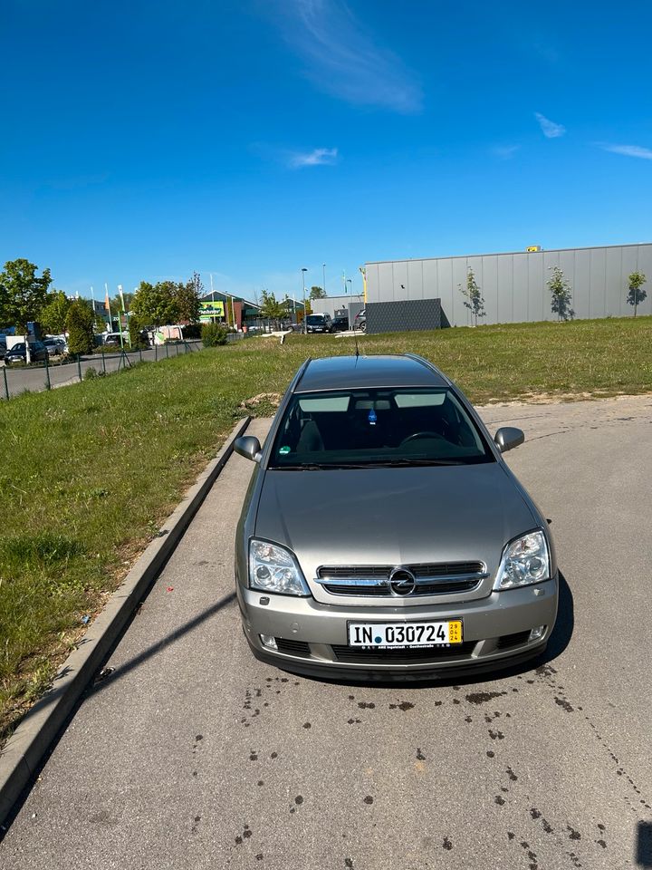 Opel Vectra C in Baar-Ebenhausen