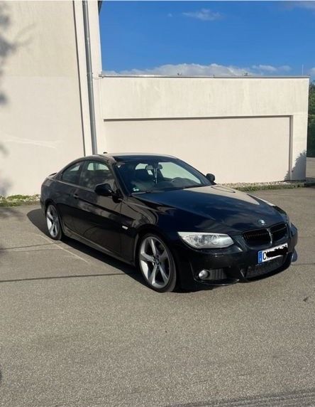 BMW 330d E92 in Herrenberg