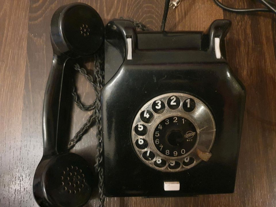 DDR-Telefon "Nordfern W 61", Bakelit, Wählscheibe, Retro Vintage in Koblenz