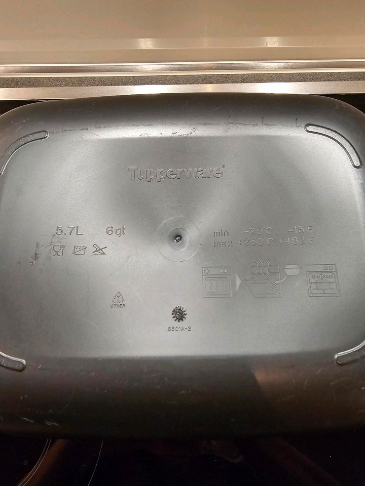 Tupperware UltraPro 5,7 l Kasserolle mit 1,2 l Deckel in Hilden