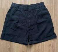 Schwarze Shorts | Gina Tricot | Gr. M | guter Zustand Bielefeld - Bielefeld (Innenstadt) Vorschau